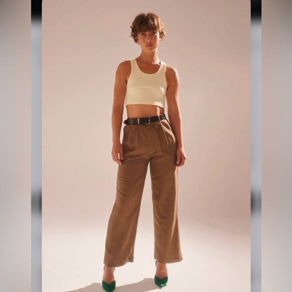 Rolla's
Chloe Pleat Linen Pants - Picture 4 of 6